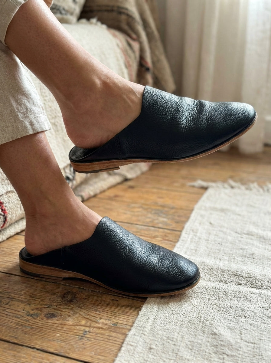 AYMA Noir — L'Absolue